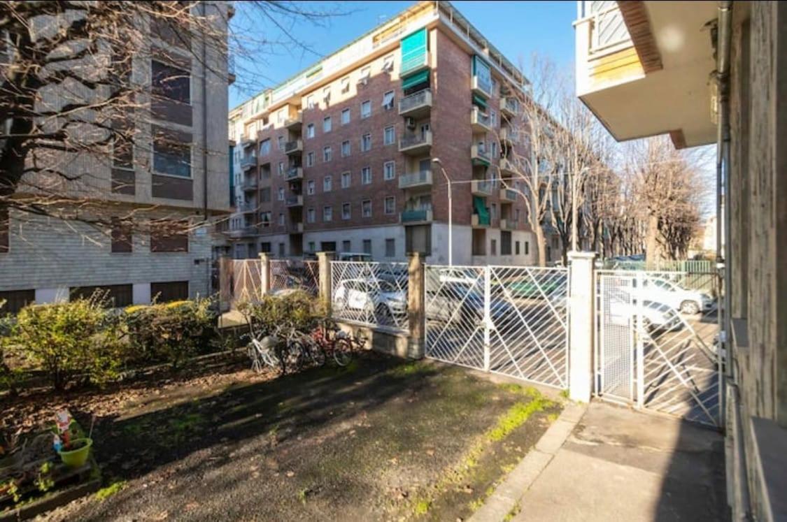 Flat, Strategic Position Apartment